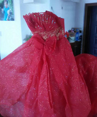 ���˵Ļ�ɴ�����ˣ�������һ����ɫ������ɫ�Ļ�ɴ��ֻ�ڽ��ʱ��