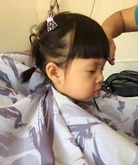 "宝宝27个月,最近在考虑送去早教班之类的,会不会太早了?"