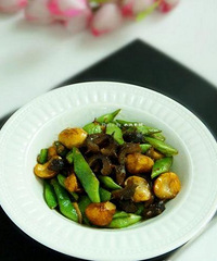 "营养丰富全面的一道海参美食做法"