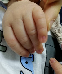 һ���±���ÿ����ָ���и�����