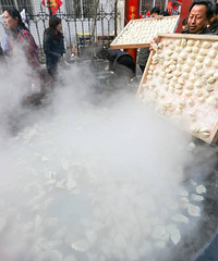 结婚只有一道菜 他们还觉得非常满足非常饱?