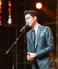 亚洲影响力盛典举行 陈晓获得“最佳男演员”