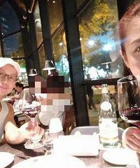 原来爸爸那么年轻帅气啊 上辈子的情人