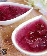 "菇品世家,桃胶紫薯银耳羹秋季最棒的食材!"