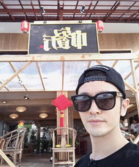 黄晓明催婚林志玲语出惊人:注意身边人
