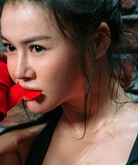高清:带拳套的女王性感至极 冉莹颖挥汗如雨