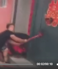 这是啥婚俗啊?太TMD猛了