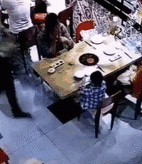 ����Ա���Ź��̵���ˮ  ͻȻ�ֻ���...