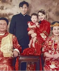 他是三次戛纳影帝的无冕之王 娶了比自己大10岁且离婚有孩子的她
