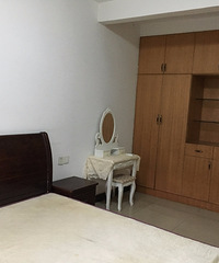 "邵逸夫医院附近精装自住房单间出租,女生合租房"