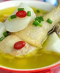 "【美食食谱】滋补鸡汤的8种做法,让家人暖身又暖心~"