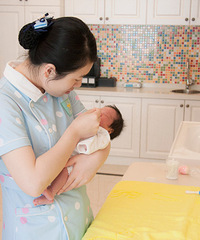 "庆幸定了月子中心,让婆婆也学习了如何科学带孩子"
