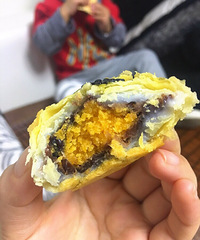 纯手工制作蛋黄酥