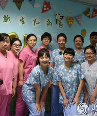"江珊现身《生命缘生命的礼物》 首曝当年生育历程"