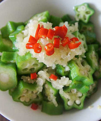 "『知食小菜谱』蒜香秋葵,润滑滋补营养好"