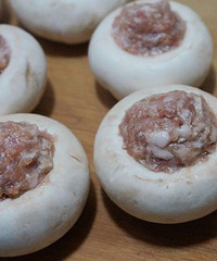 "『知食小菜谱』美味不油腻的酱肉,还是水蒸口蘑酱肉好"