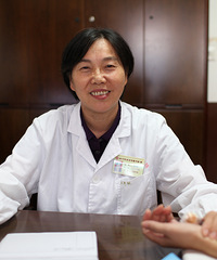 能大大提高成功率 做试管婴儿之前他们去了趟中医馆