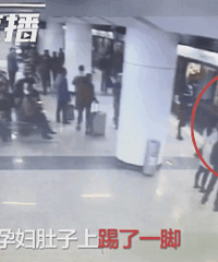 ������Ů�˿���ӵ����ִ �����и�����3�ű��о�