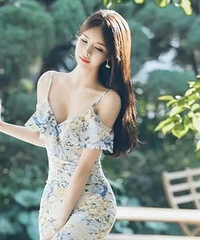 "女子为爱疯魔,满月酒席上要为个男人掐死自己孩子…"