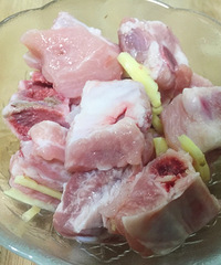 "萝卜排骨粥"
