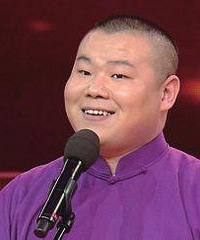 "黑暗料理!岳云鹏用黑芝麻糊拌豆角 卖相惨怕被老婆骂"