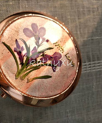 玫瑰金的压花小镜子(压花两年)