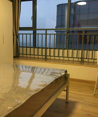 "福利来 城西银泰 北软万达 招商雍景湾 朝南飘窗只要1400 来电"
