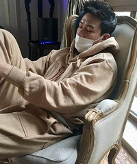 陆毅发福被认成蒋大为 生病后在家开启了享受模式
