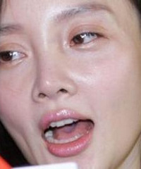 看完李小璐的素颜照,贾乃亮对她是真爱,38岁了还玩嘻哈叛逆