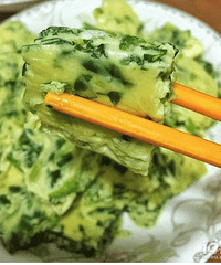 "鸡蛋加蔬菜做出的蛋糕, 给孩子做早餐做零食都可以"