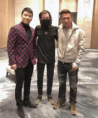 谢霆锋竟然与这两个人同框,粉丝们看到后都激动不已