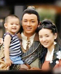 "董洁为儿子庆生 潘粤明到底什么时候才能看儿子?"