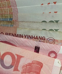租的房子原来早被法院查封,现在房东不肯还钱