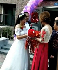 �����ڻ����ϴ����ɫ  �����ﻹƯ��