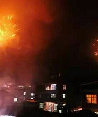 "初五放炮\"迎财神\"?媒体:多地禁限放 爆"