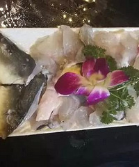 "杭州人春节家宴惊现河豚鱼!发朋友圈大赞:"
