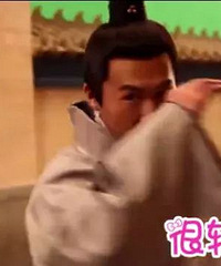 "周渝民吐槽抱不动热巴,她的体重居然谁抱谁尴尬"