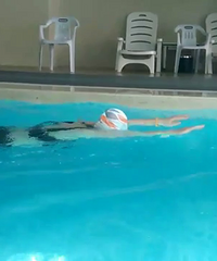 �ڼ�����ߵ���Ӿ�ؽ���һ����Ӿ�Σ�