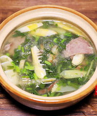 【春天吃什么】信手拈来的家常菜——春笋雪菜牛肉粉丝汤