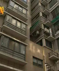 "男子120多万买房已经过户 交房时发现房"