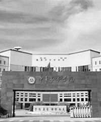 "男生报考北京一女子学院:男女生比例约为1"