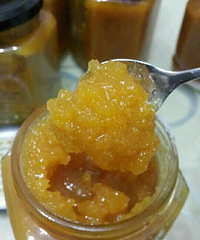 "山里的土蜂蜜"