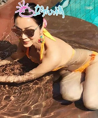 62岁的年纪26岁的身材,美丽与年龄无关!