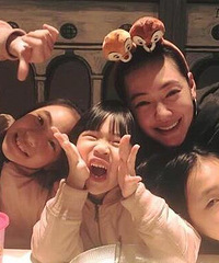 小S小女儿许老三过生日,愿望竟是不结婚?