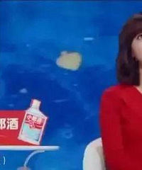 张柏芝称拍戏累到连睡16天 家人定时帮她敷面膜