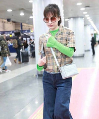 吴昕机场造型被嘲?大方回应称:我自己觉得这身还行