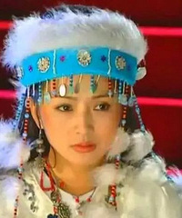 刘丹去世17年他为刘丹守身17年,每年都会去祭拜,真是痴情男