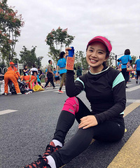【人物专访】颜值超高的妹子爱跑马拉松 是个乐观主义者
