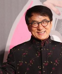 成龙被曝买3.8亿总裁专机,飞机装修豪华一年才建完