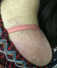 女生打呼噜被室友群殴